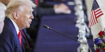 Trump defiende ataques a naves narcotraficantes en el Caribe: «Estamos Ganando la Batalla»