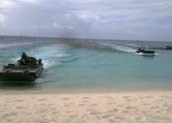 Venezuela despliega maniobras militares en sus costas en respuesta a la presencia de EE.UU.