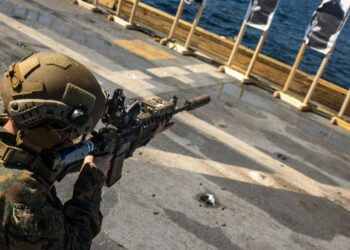 Revelan ejercicios de fuego real de la marina estadounidense cerca de costas venezolanas